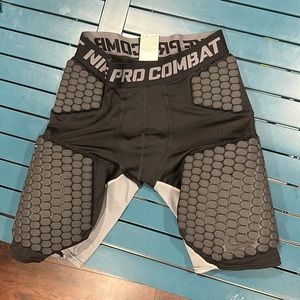 Nike Pro Combat Pads size Large
